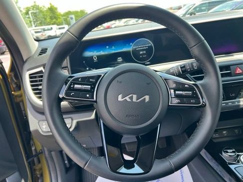 Certified 2024 Kia Seltos S FWD image 14