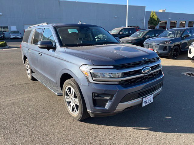 Used 2022 Ford Expedition Max XLT AWD/4WD image 1