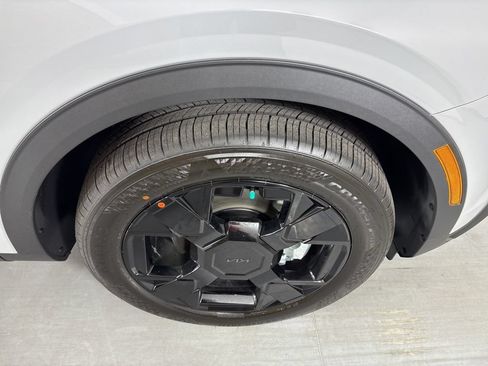 New 2026 Kia Sportage X-Line AWD/4WD image 11
