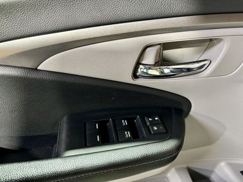 Used 2018 Honda Ridgeline RTL-T image 24