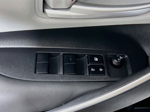 Used 2024 Toyota Corolla SE FWD image 15