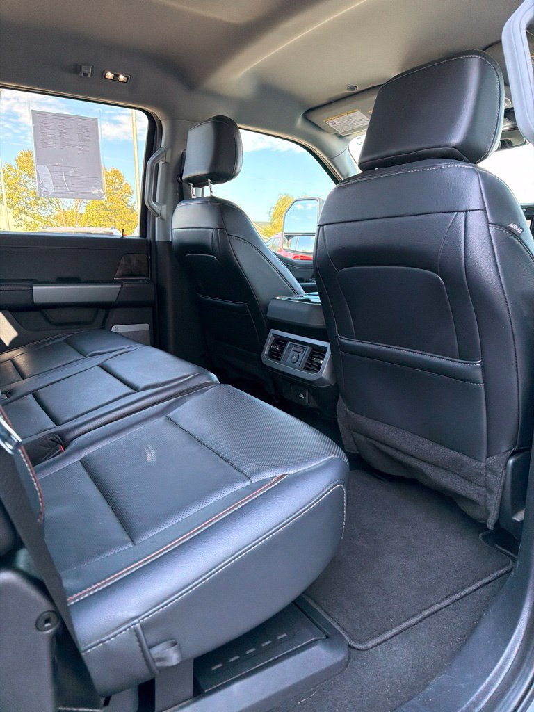 Used 2024 Ford F250 4x4 Crew Cab Super Duty image 27