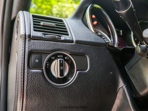 Used 2018 Mercedes-Benz G 550 image 35