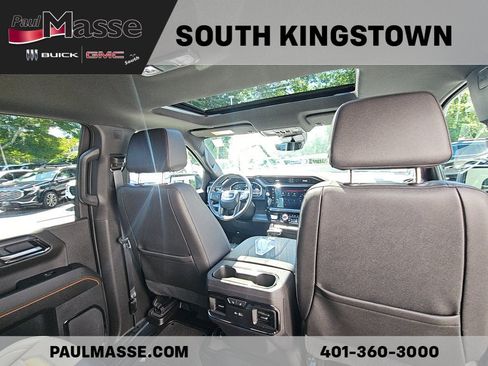 Used 2023 GMC Sierra 1500 AT4 w/ Technology Package AWD/4WD image 23