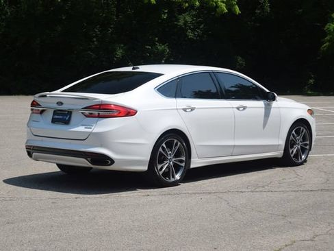 Used 2017 Ford Fusion Titanium FWD image 26