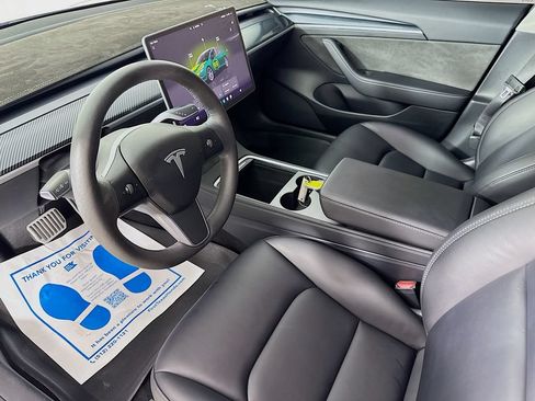 Used 2023 Tesla Model 3 Standard Range RWD image 10