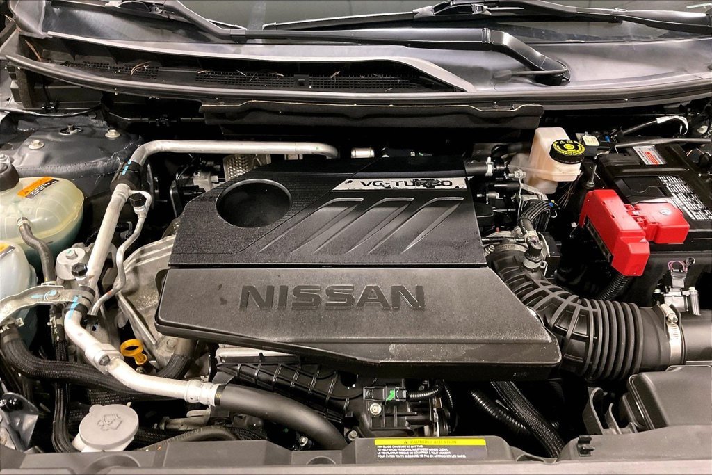 Used 2023 Nissan Rogue S AWD/4WD image 30