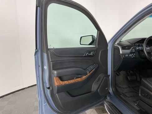 Used 2015 Chevrolet Tahoe LTZ AWD/4WD image 10
