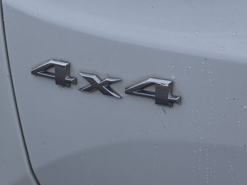 Used 2022 Jeep Renegade Limited image 15