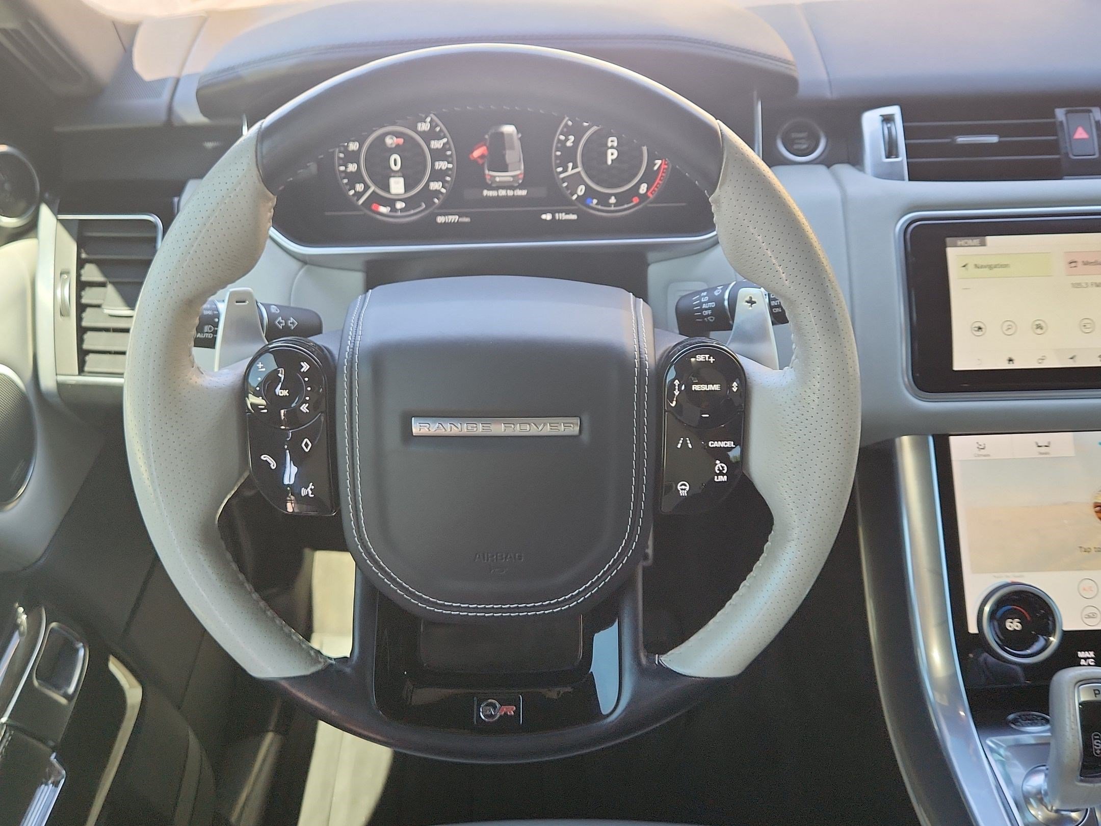 Used 2020 Land Rover Range Rover Sport SVR AWD/4WD image 11