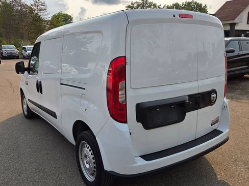 Used 2022 RAM ProMaster City Tradesman FWD image 5