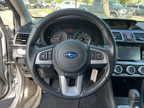 Used 2017 Subaru Crosstrek 2.0i Premium AWD/4WD image 31