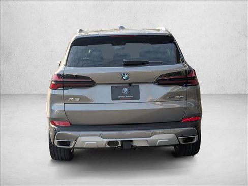 Used 2026 BMW X5 xDrive50e AWD/4WD image 7