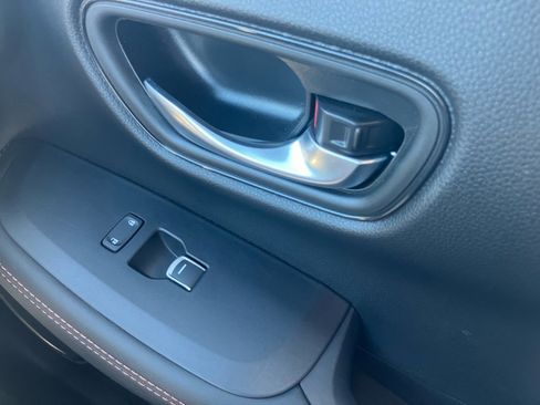 Certified 2026 Honda HR-V Sport image 31