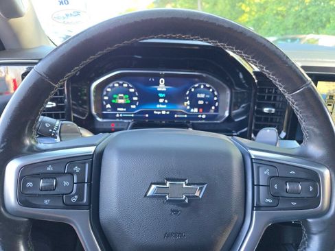 Certified 2022 Chevrolet Silverado 1500 LT Trail Boss w/ LT Trail Boss Premium Package AWD/4WD image 35