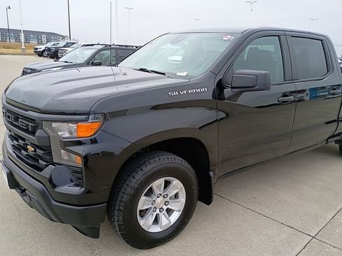 Used 2023 Chevrolet Silverado 1500 W/T w/ WT Value Package image 10