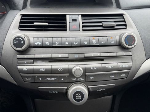 Used 2011 Honda Accord LX image 21