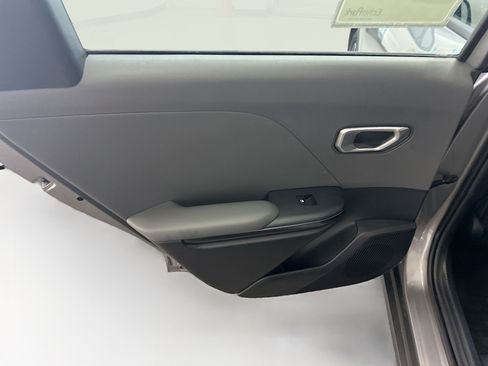 Used 2025 Kia K4 FWD image 27