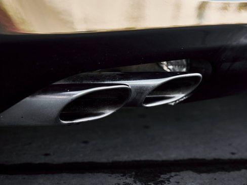 Used 2006 Mercedes-Benz SLR image 19