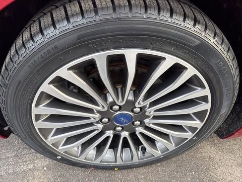 Used 2017 Ford Fusion Platinum image 34