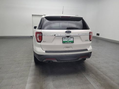 Used 2019 Ford Explorer XLT w/ Equipment Group 202A FWD image 6