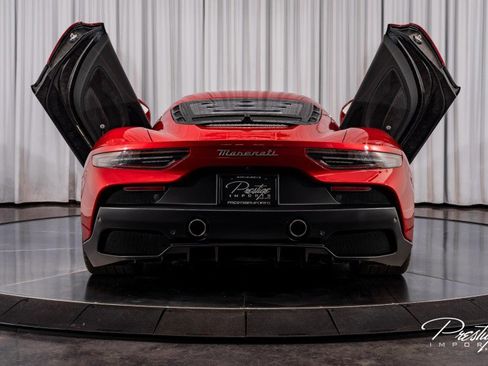 Used 2022 Maserati MC20 Coupe image 18