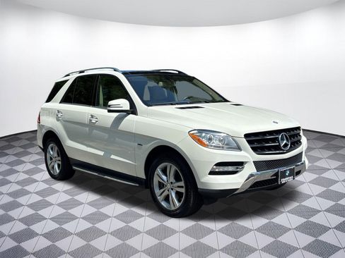 Used 2012 Mercedes-Benz ML 350 BlueTEC 4MATIC image 5
