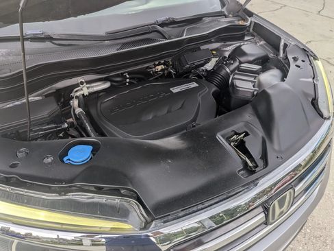 Used 2016 Honda Pilot Touring image 20