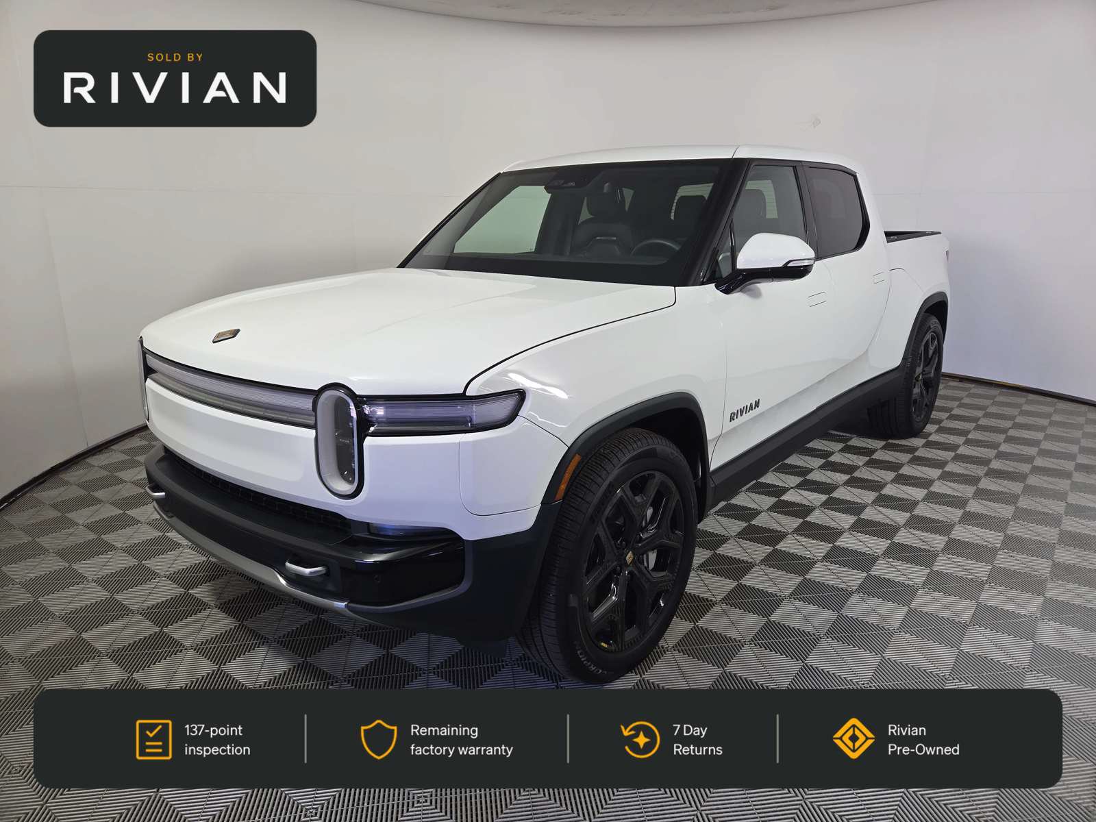Used 2025 Rivian R1T Adventure Dual AWD/4WD image 1