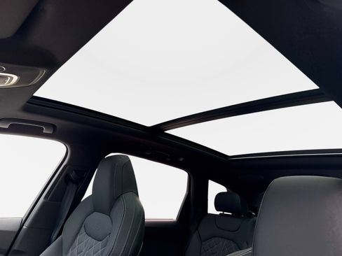 New 2026 Audi SQ7 Premium Plus AWD/4WD image 22