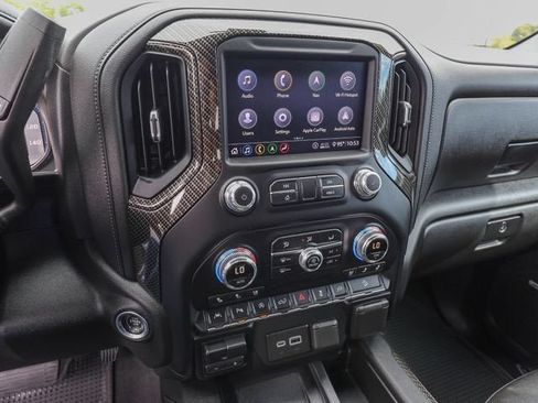 Used 2020 GMC Sierra 1500 SLT w/ SLT Premium Plus Package AWD/4WD image 19