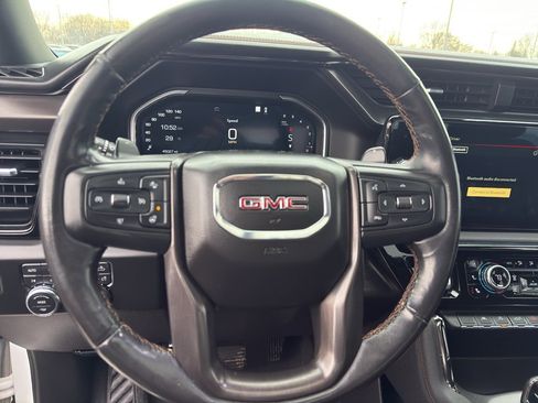Used 2022 GMC Sierra 1500 AT4 w/ AT4 Preferred Package image 16