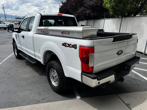 Used 2019 Ford F250 XL w/ XL Value Package AWD/4WD image 5