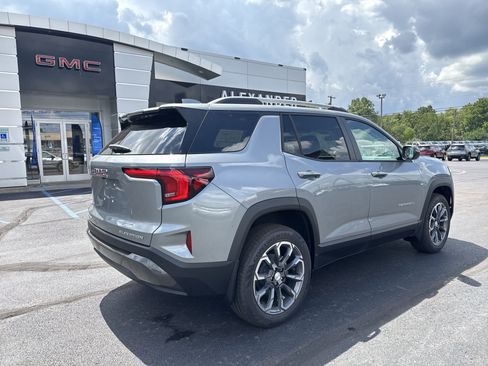 New 2027 GMC Terrain Elevation w/ Elevation Premium Package AWD/4WD image 3