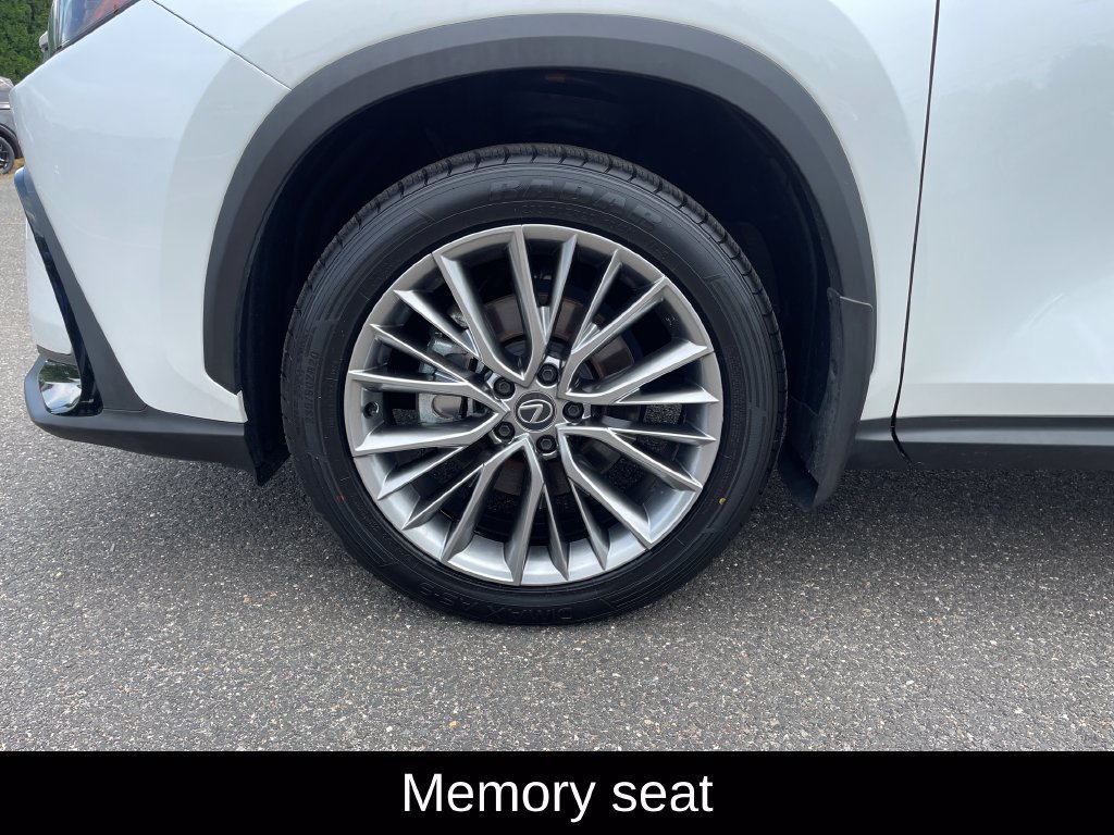 Used 2024 Lexus NX 350 AWD w/ Vision Package image 28