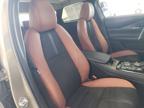 Used 2024 MAZDA CX-30 Carbon image 17