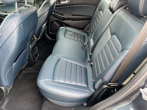 Certified 2022 Ford Edge SEL w/ Sport Appearance Package image 23