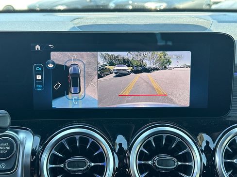 New 2026 Mercedes-Benz GLB 250 4MATIC image 31