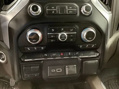 Used 2022 GMC Sierra 2500 SLT w/ Texas SLT Premium Package AWD/4WD image 22