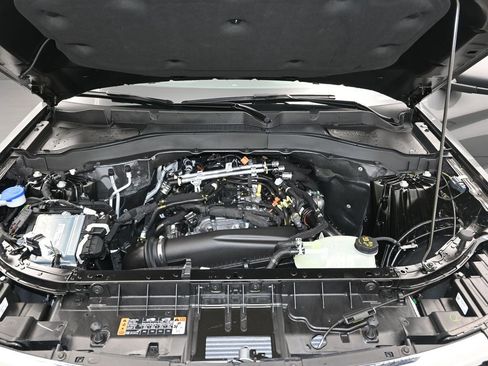 New 2026 Ford Explorer Active AWD/4WD image 12