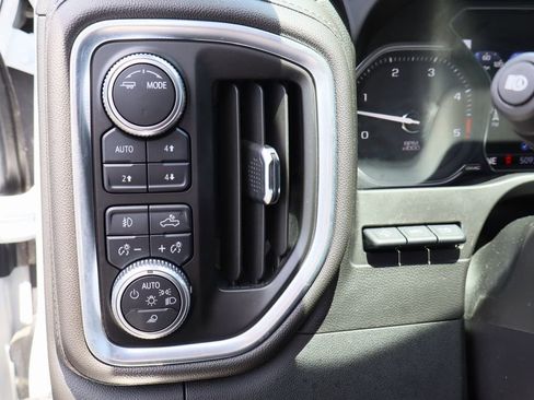 Certified 2021 GMC Sierra 3500 Denali w/ Denali Ultimate Package AWD/4WD image 13