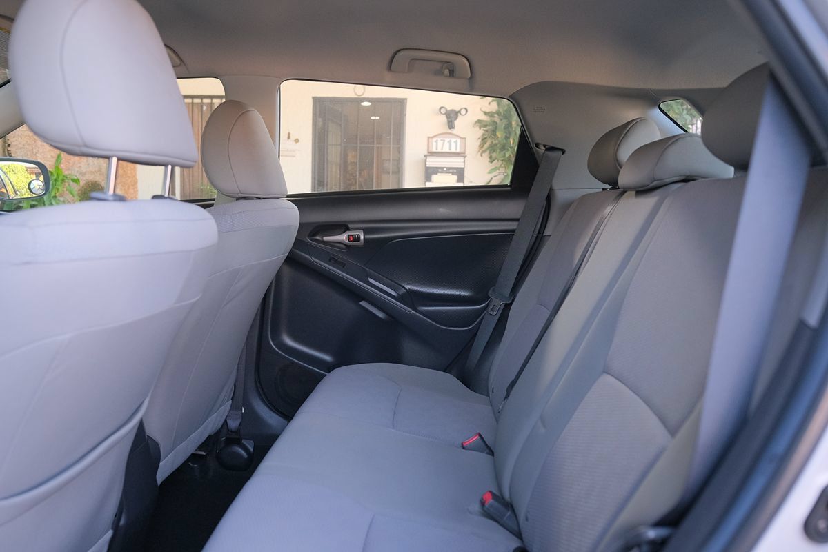 Used 2009 Toyota Matrix FWD image 28