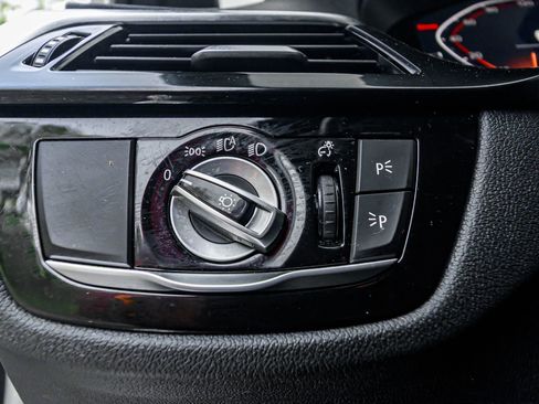 Used 2021 BMW 530i xDrive w/ M Sport Package image 21