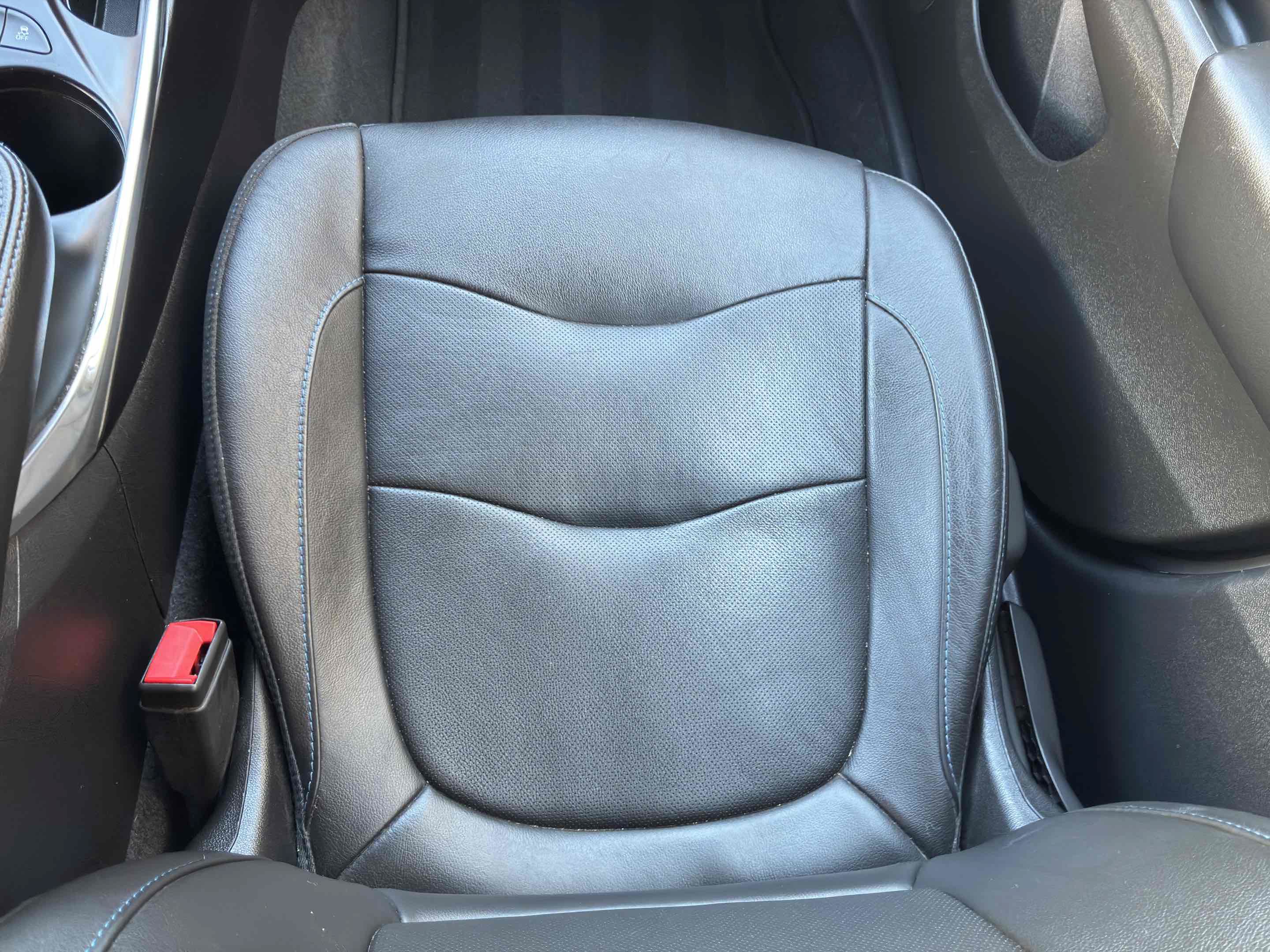 Used 2018 Chevrolet Volt Premier FWD image 42