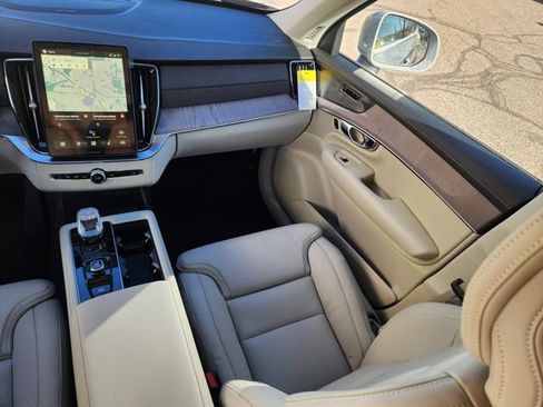 New 2026 Volvo XC90 T8 Ultra w/ Protection Package Premier image 12