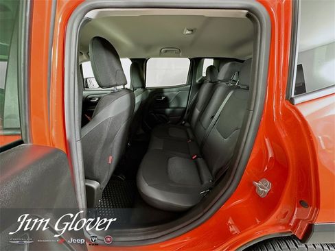 Used 2021 Jeep Renegade Trailhawk image 16