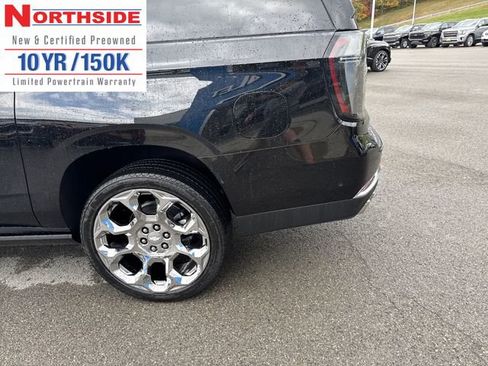 New 2026 Chevrolet Suburban High Country w/ LPO, Chrome Package image 7