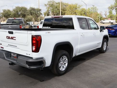Certified 2023 GMC Sierra 1500 SLE image 8