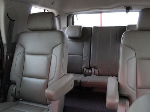 Used 2018 Chevrolet Tahoe LT w/ Luxury Package image 20