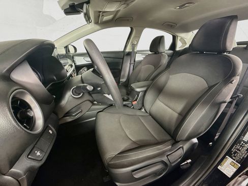 Used 2024 Kia Forte LXS FWD image 24
